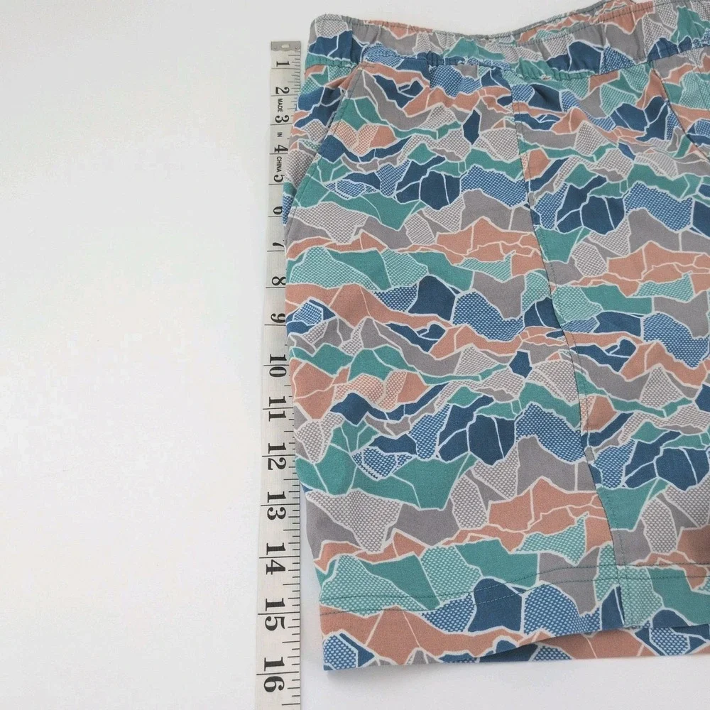 The North Face Mens Mountain Board Camouflage Shorts Swim Trunks Size XL UPF 50
